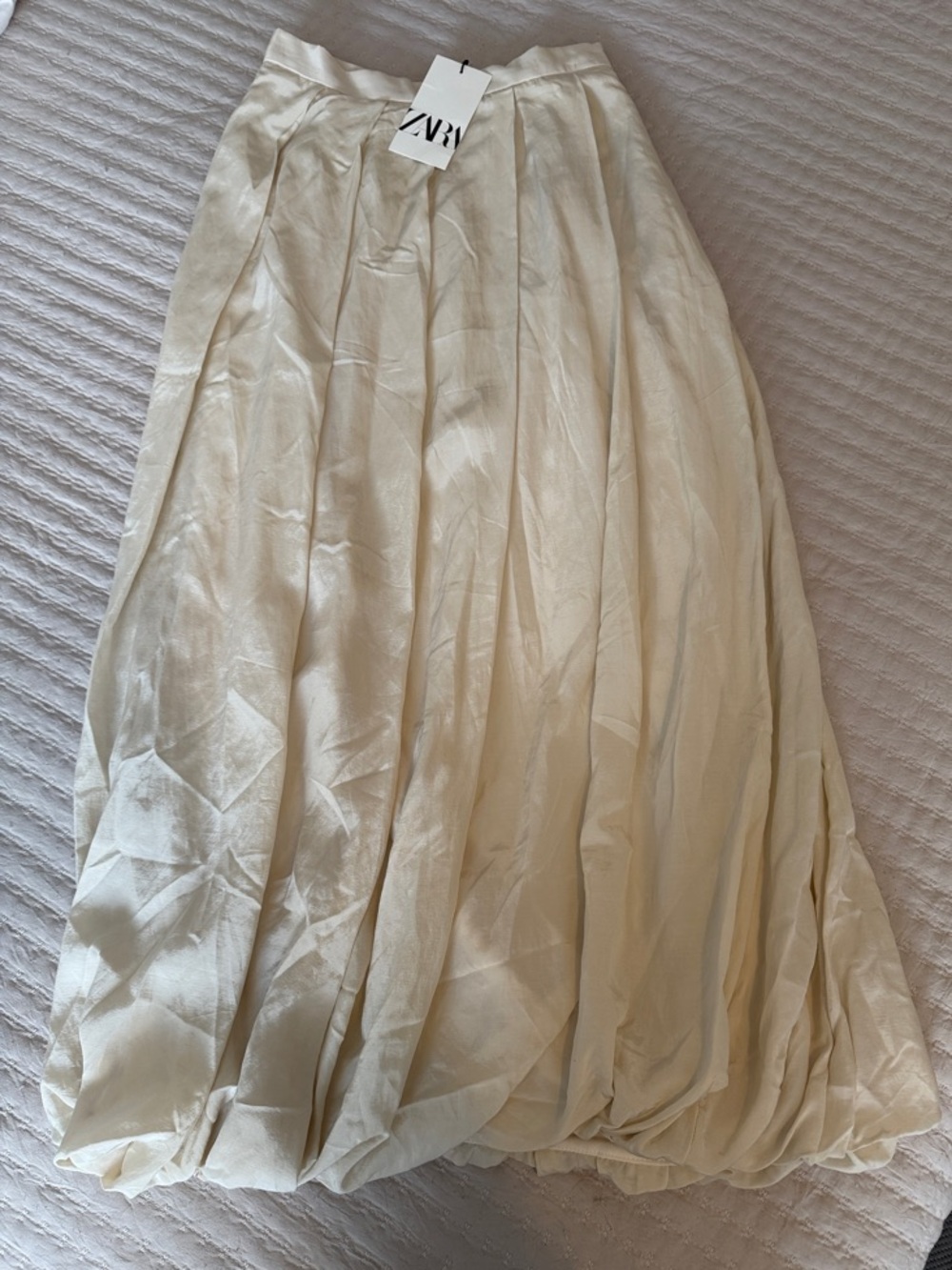 Zara Cream Bubble-Hem Midi Skirt XS NWT Fabulous❤️ - Picture 2 of 6